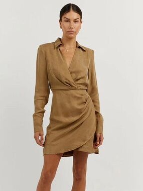 NWT DISSH Fallon Pampas Gathered
Dress